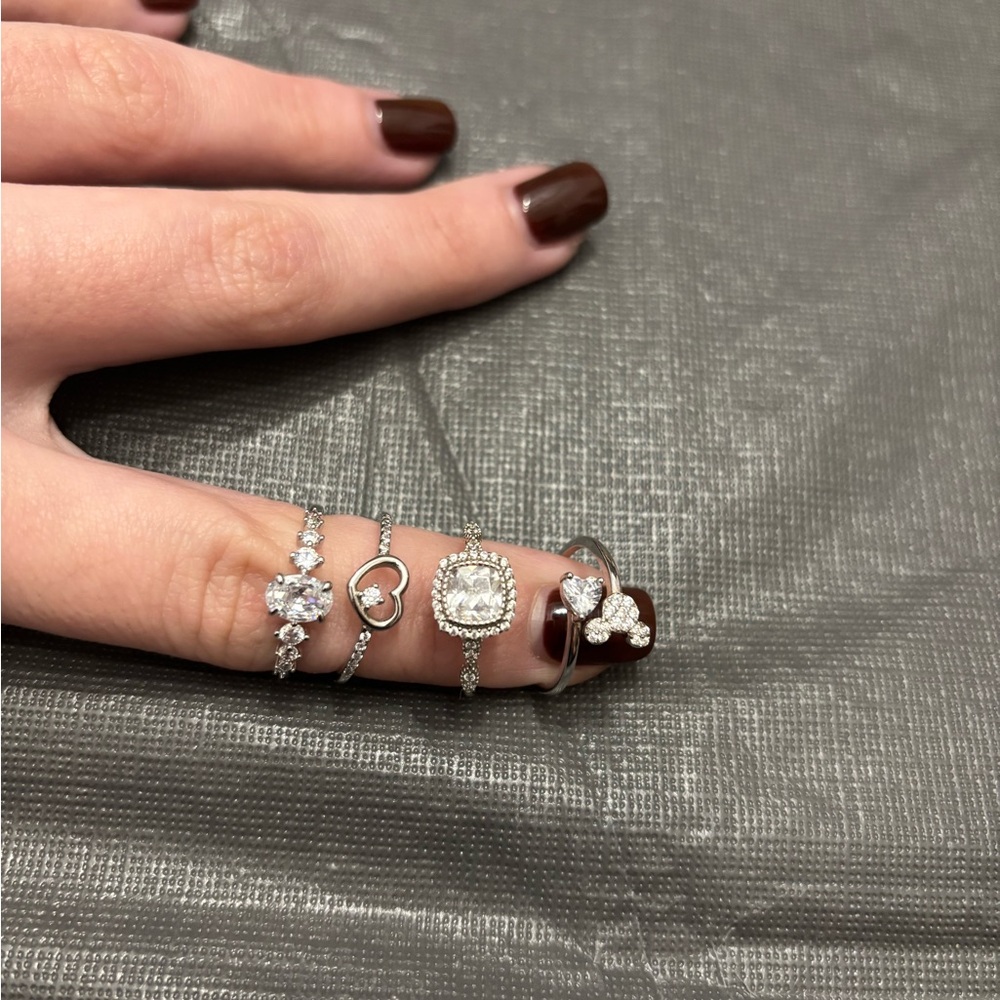 Elegant Silver Heart Ring Set